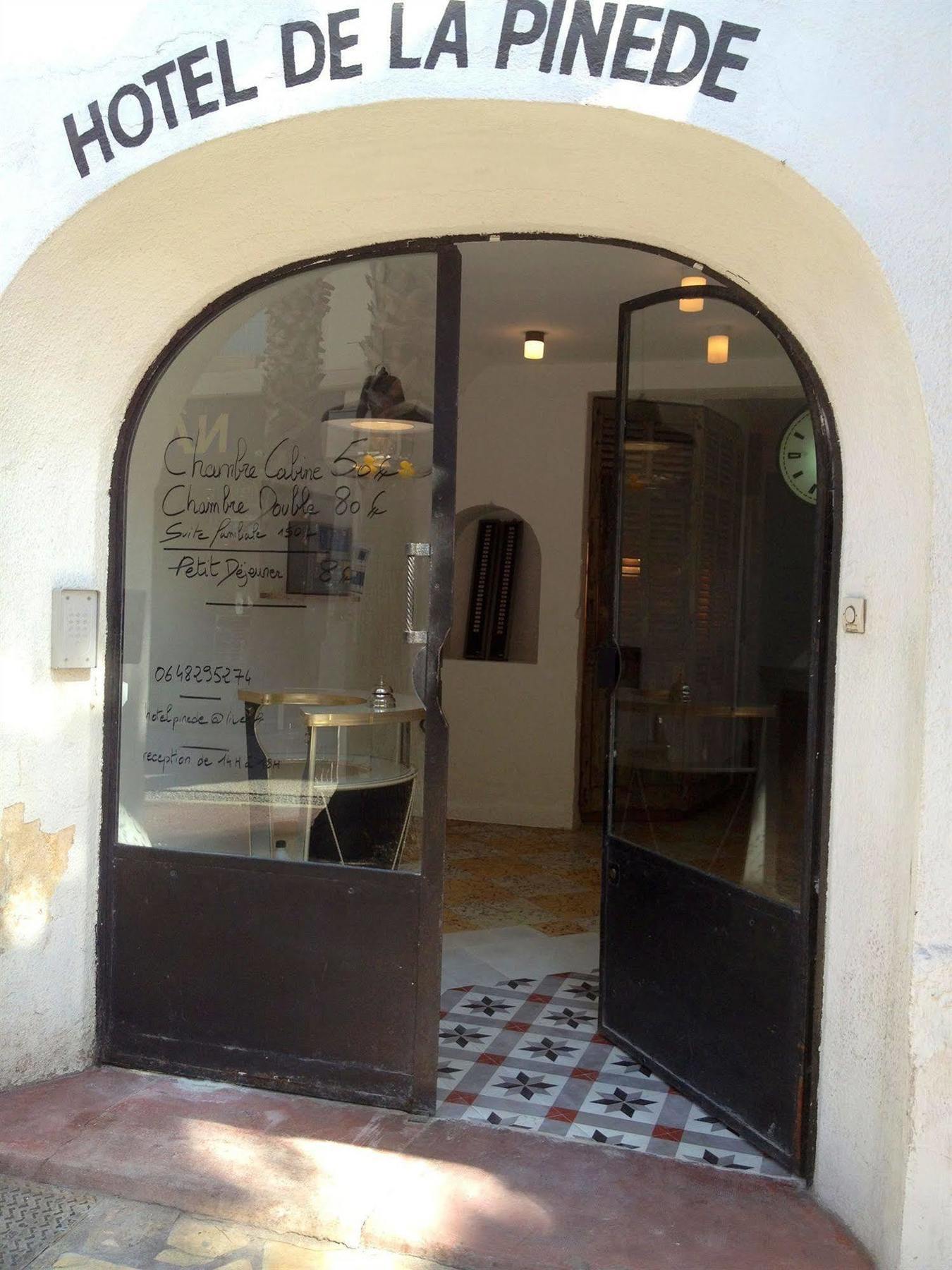 Hotel De La Pinede Juan-les-Pins Exterior photo